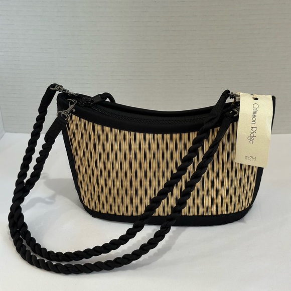 Crimson Ridge basket purse - Picture 6 of 6